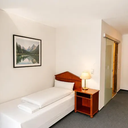 Hoyers 24h Check-in,pinneberg, Free Parking And Wifi Hotel