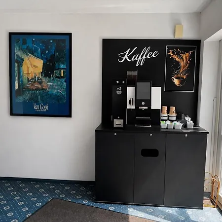 Hoyers 24h Check-in,pinneberg, Free Parking And Wifi Hotel